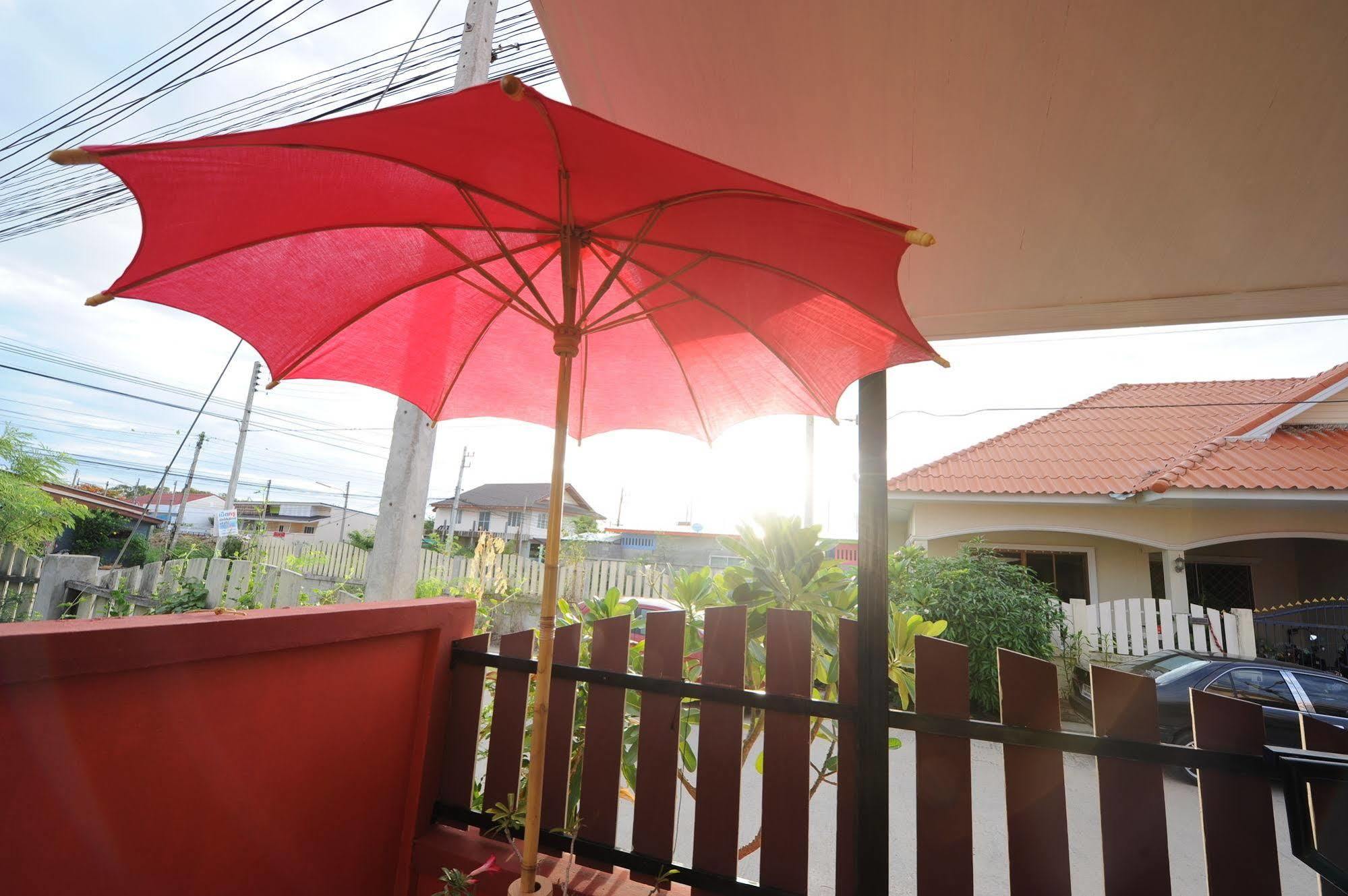 Ruankasalong Hua Hin Villa Buitenkant foto