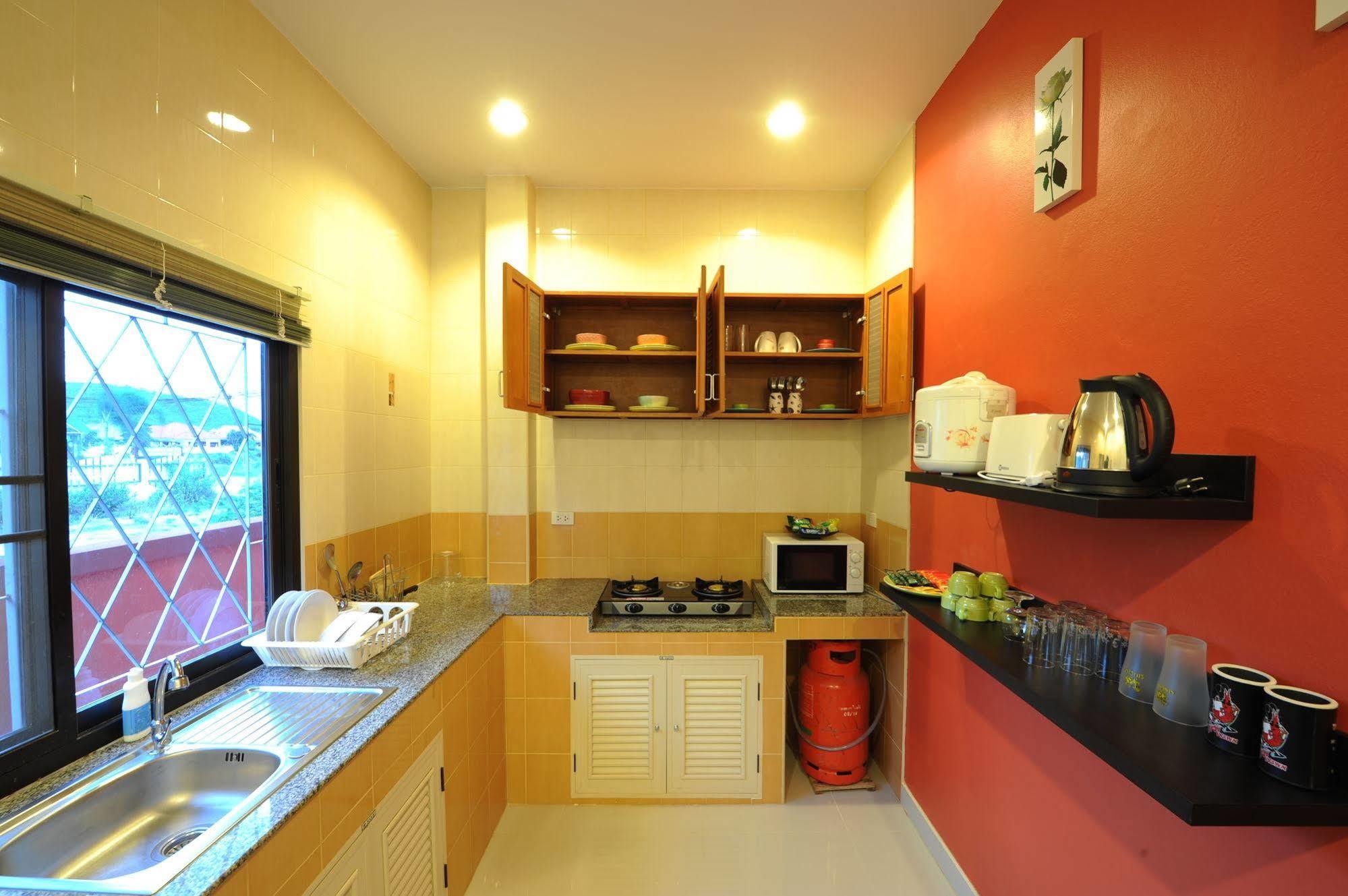 Ruankasalong Hua Hin Villa Buitenkant foto