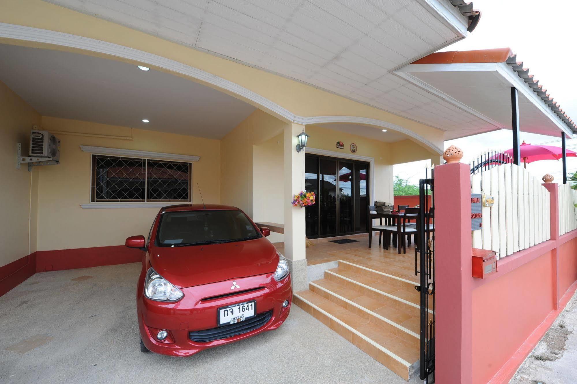 Ruankasalong Hua Hin Villa Buitenkant foto